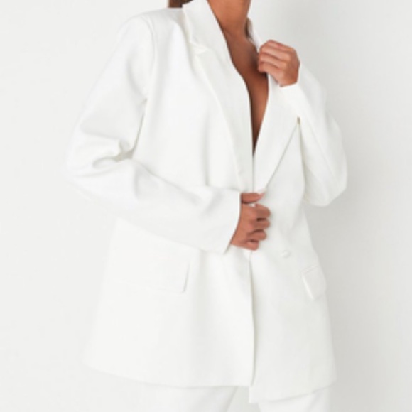 Royal Blue Made in Italy Hottest Trend Blazer with shoulder pads - Picture 7 of 7